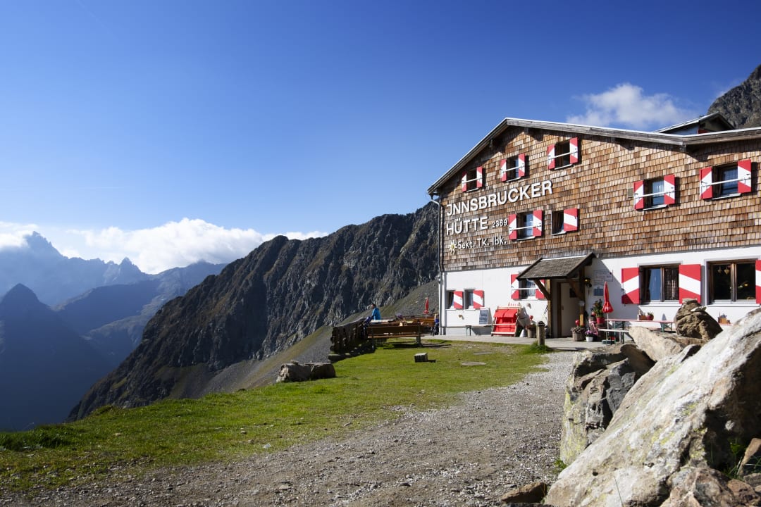 Außenansicht Innsbrucker Hütte