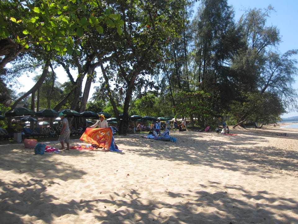 Verkäufer am Strand  Khao Lak Merlin Resort