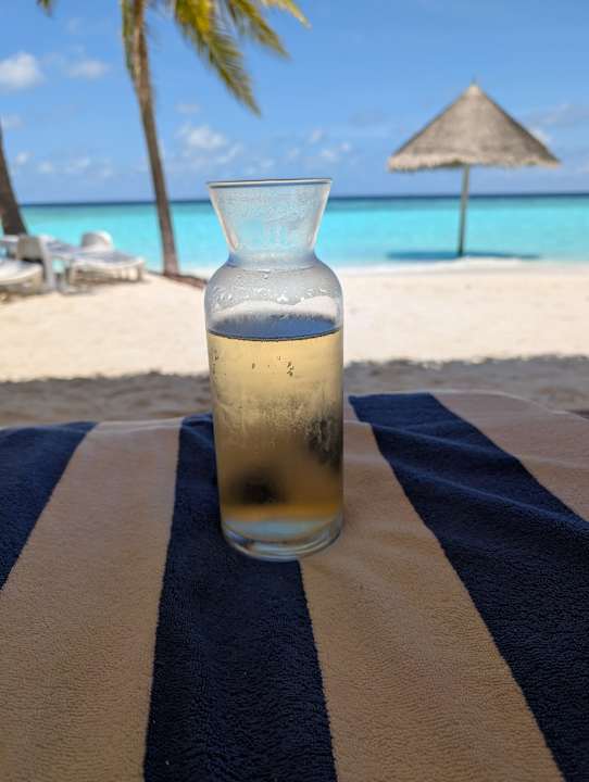 Strand Thulhagiri Island Resort