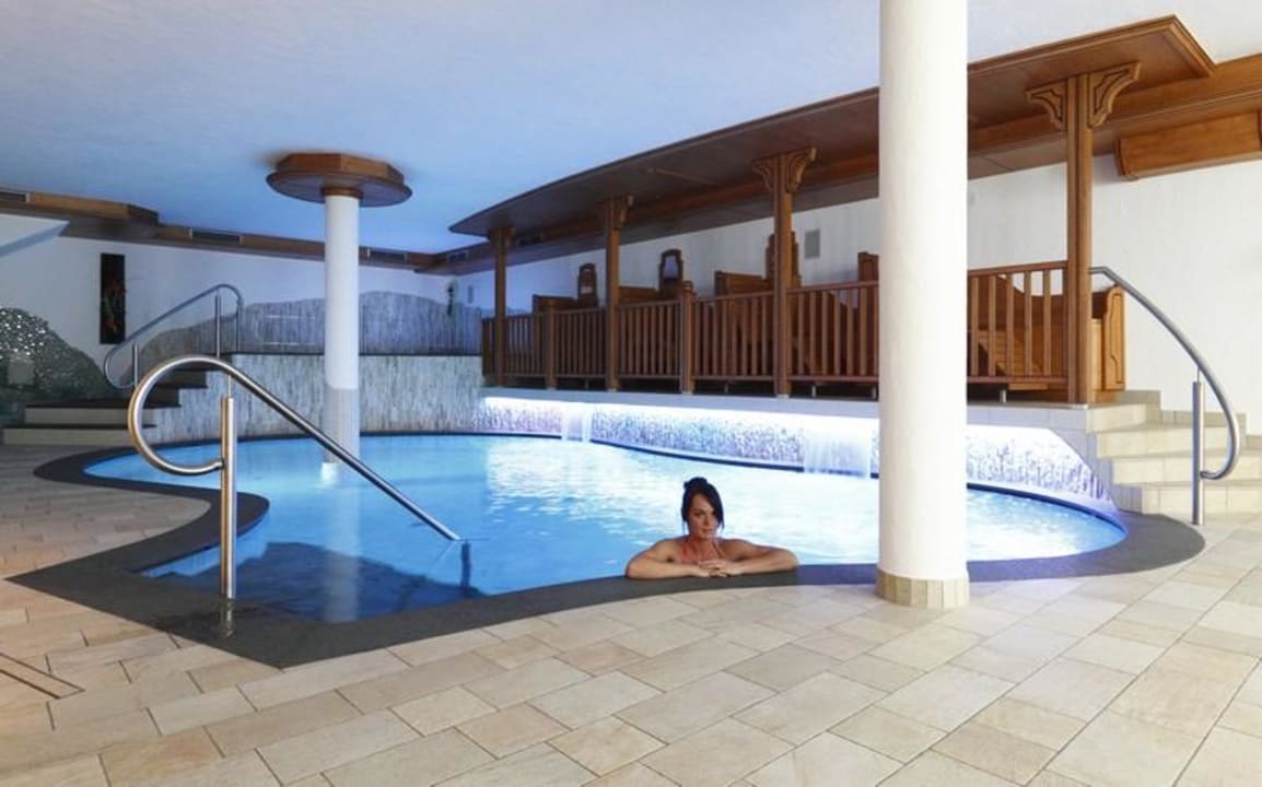 Neues chlorfreies Schwimmbad Hotel Gisserhof