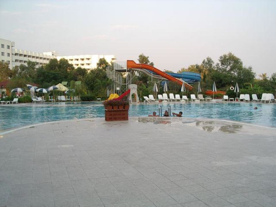 Pool mit Rutsche Bella Resort & Spa