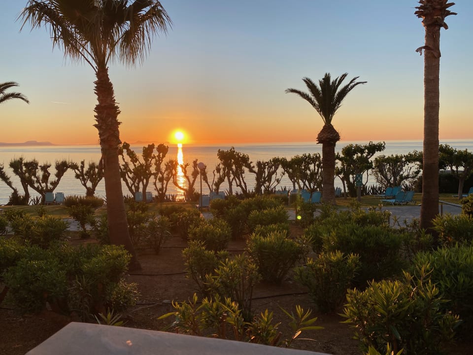 Ausblick Iberostar Waves Creta Panorama & Mare