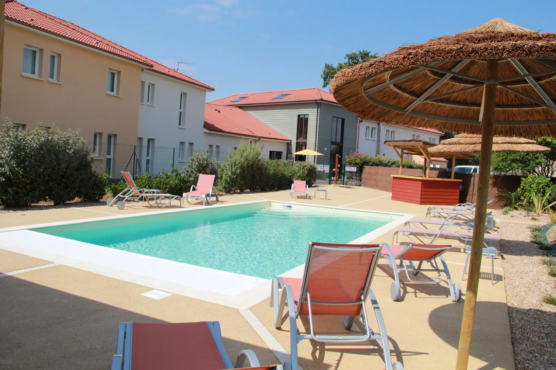 Pool Hotel & Restaurant Nuit De Retz