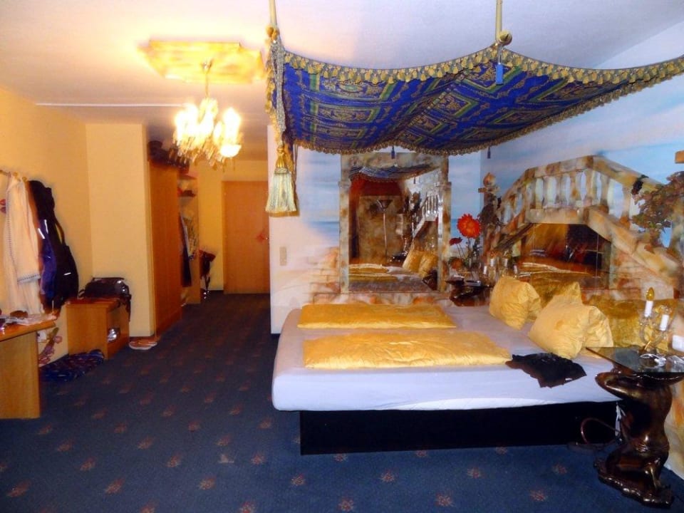 Zimmer mit Wasserbett Hotel Victoria