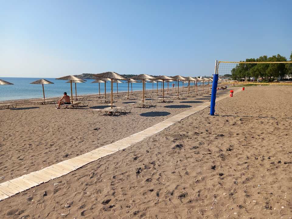 Strand Asterias Beach Resort