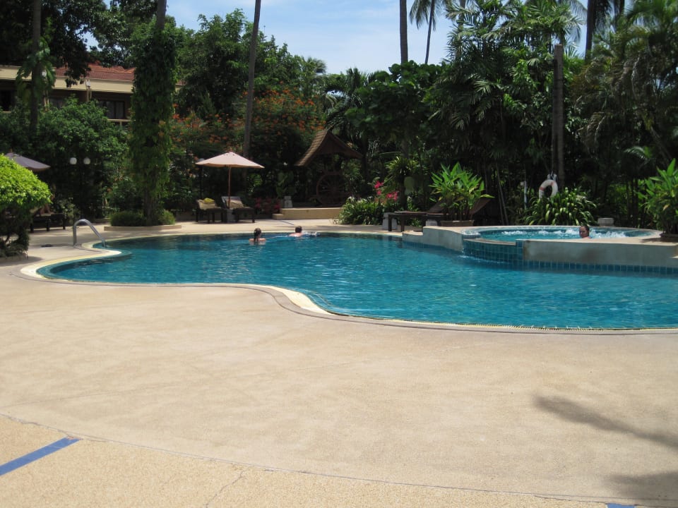 Pool The Fair House Beach Resort