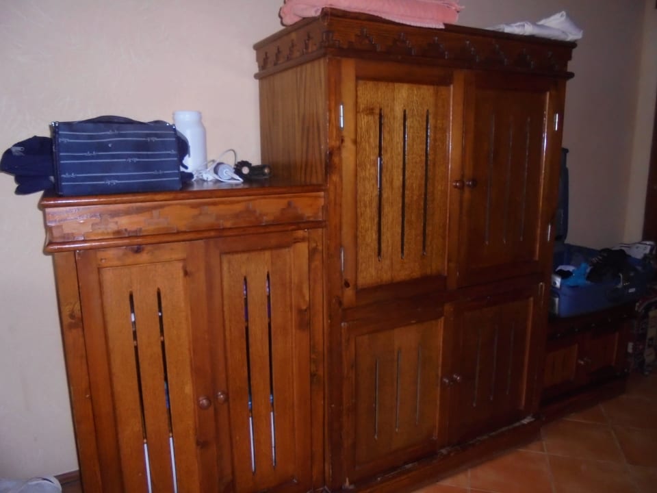 Einrichtung 5 * Sperrmüllniveau  Grand Makadi