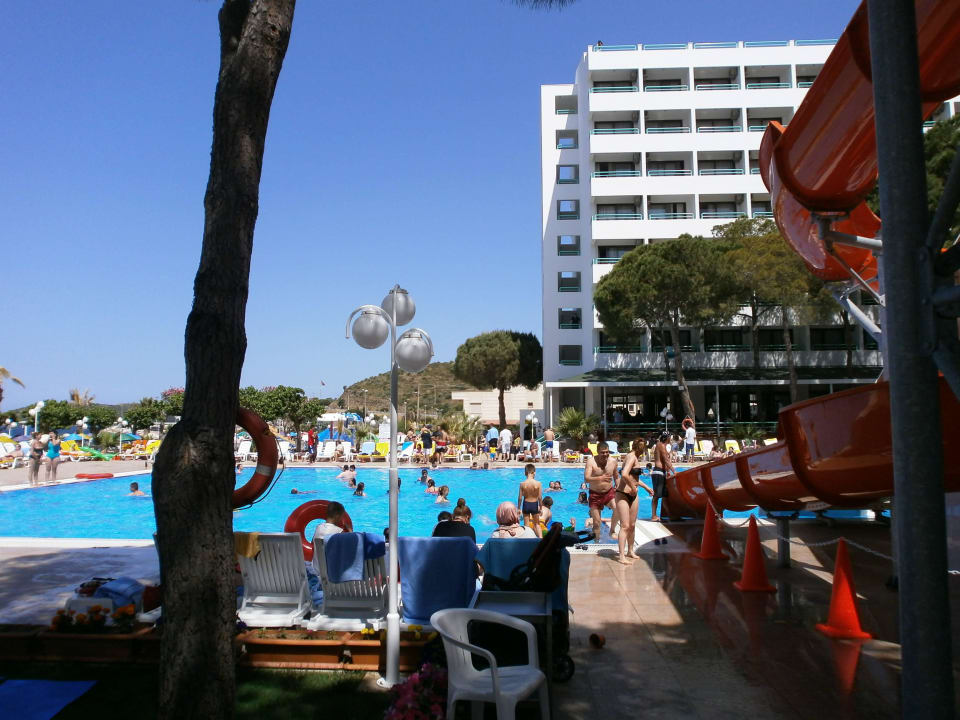 Pool Hotel Grand Efe