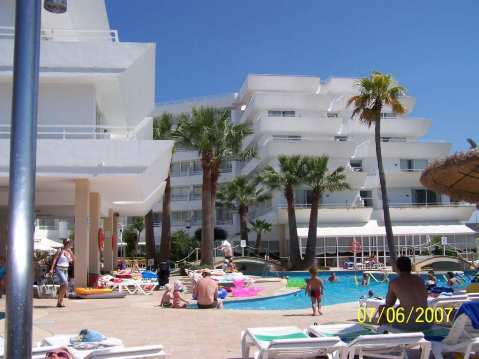 Hotelinnenhof VIVA Eden Lago