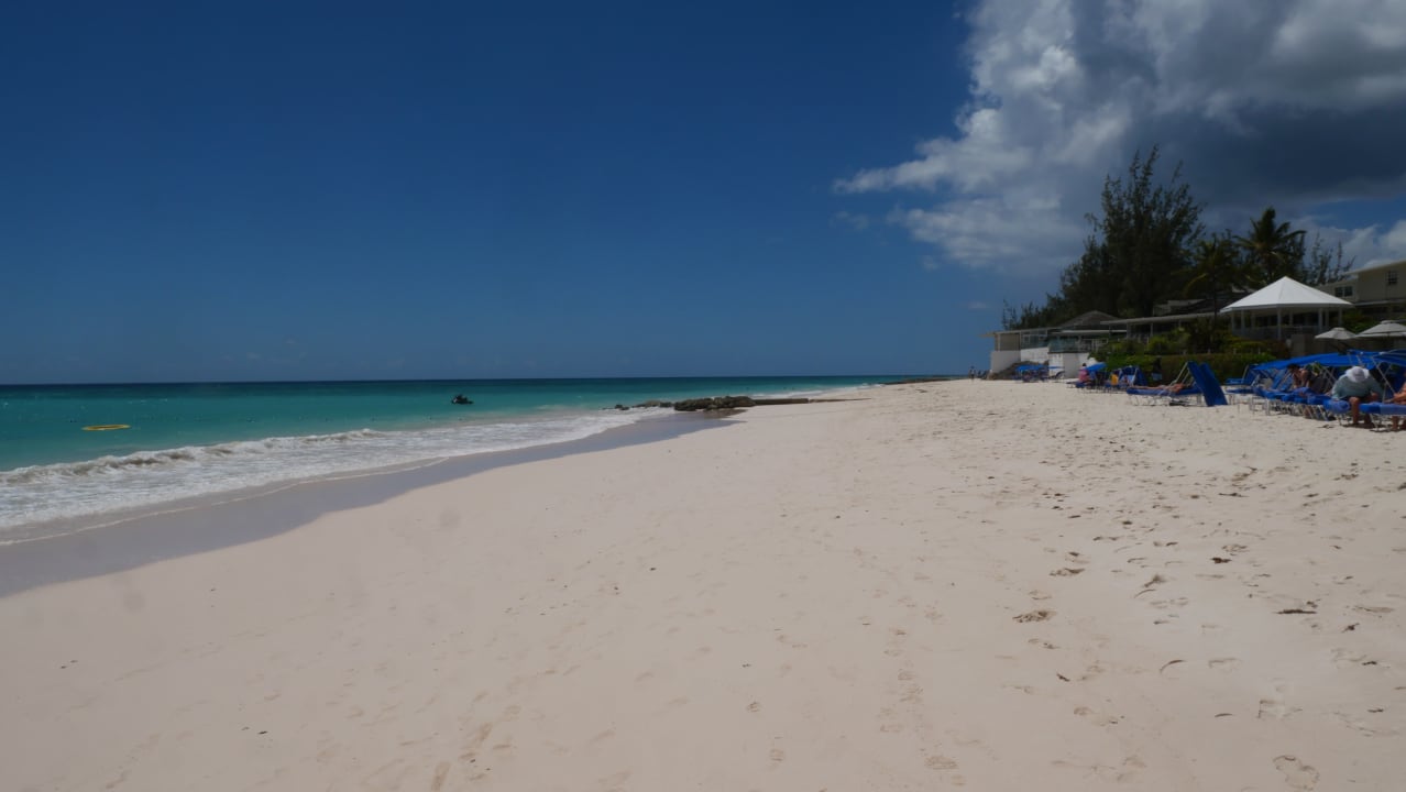 Strand Sea Breeze Beach House - All Inclusive