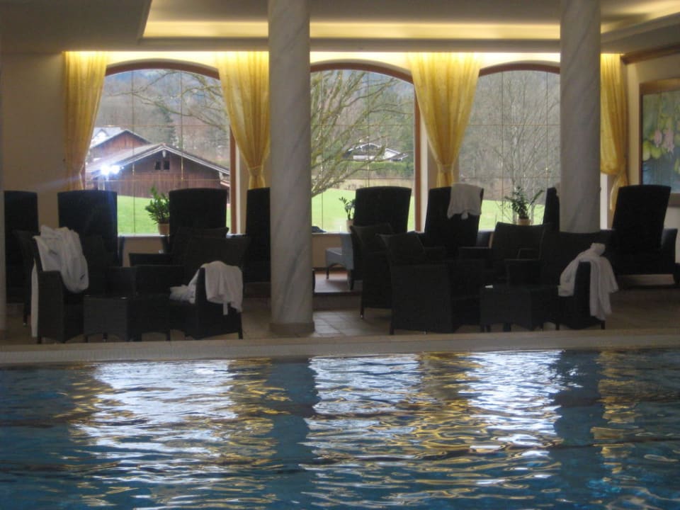 Poolbereich Wellnesshotel Zechmeisterlehen