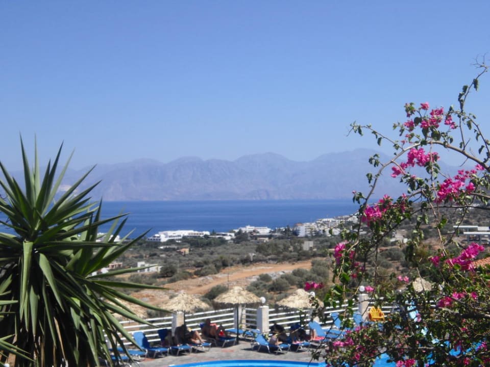 Vom Kafenion beim Mittagssnack Elounda Residence Resort & Waterpark