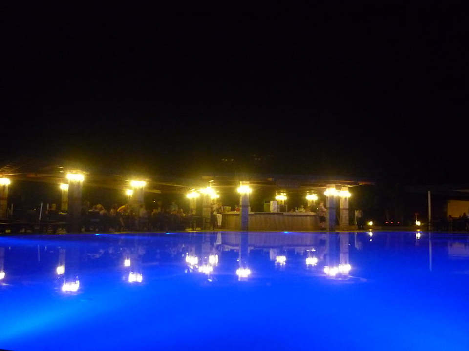 Pool bei Nacht Innvista Hotels Belek