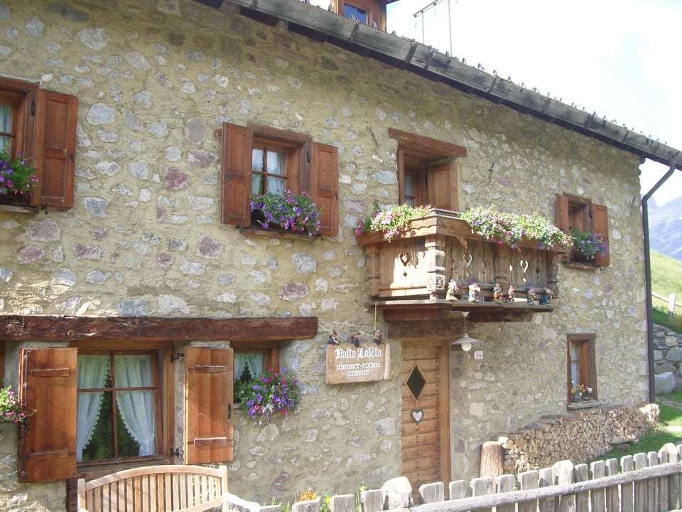 Esterno estate B&B Baita Luléta