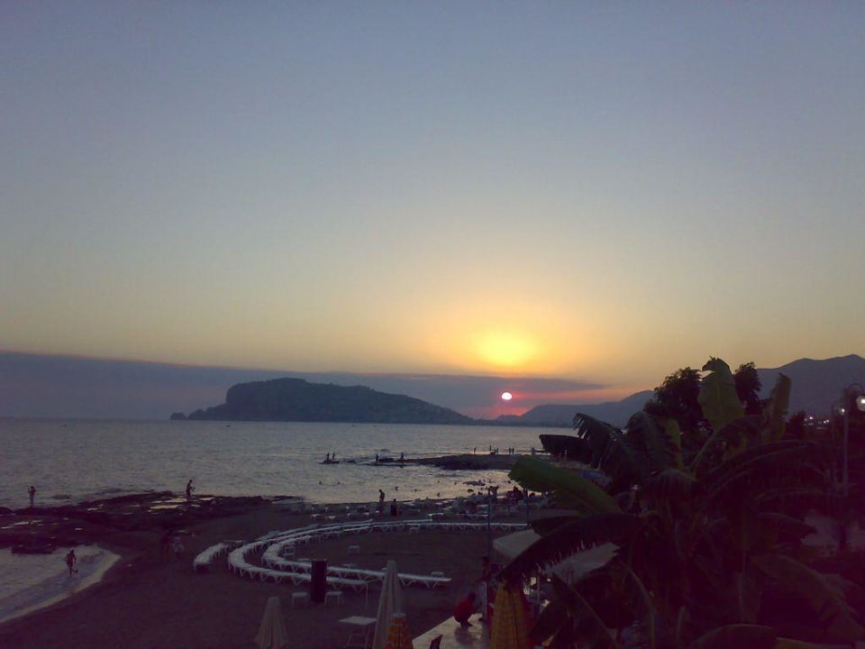 Sonnenuntergang vom Meer Grand Uysal Beach & Spa Hotel