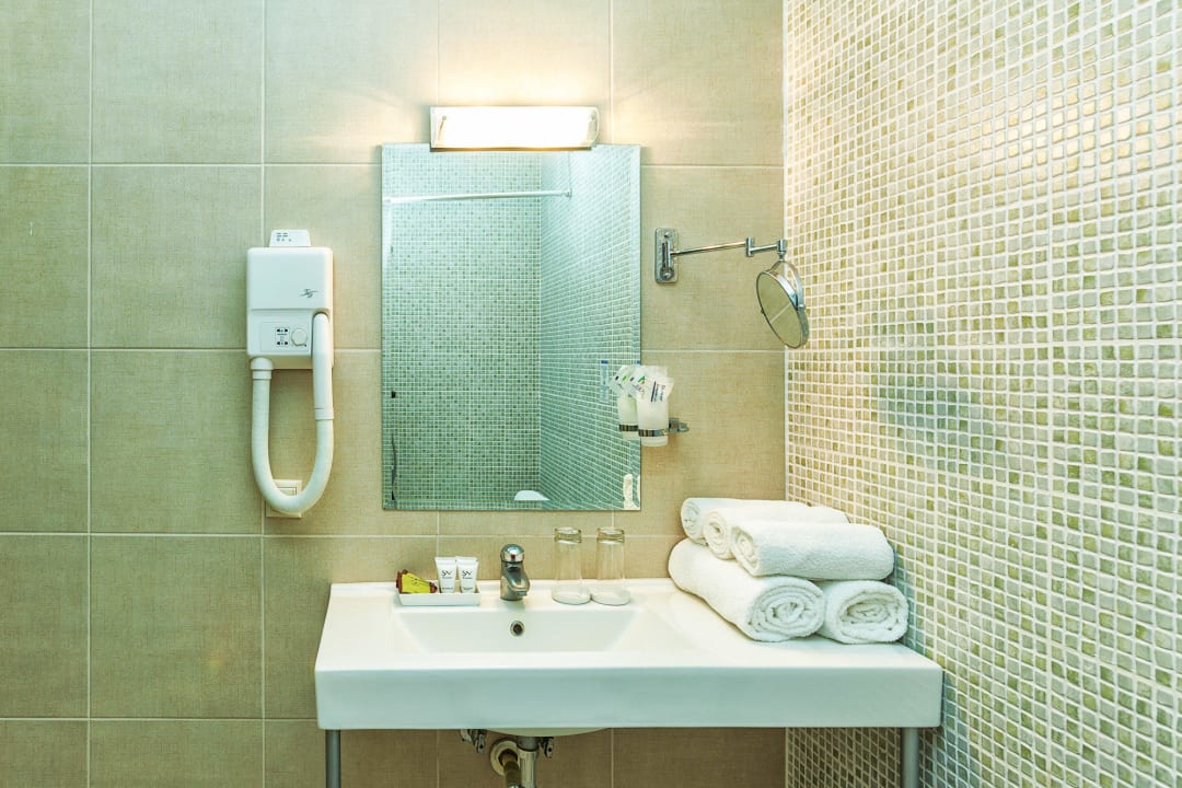 Sample Bathroom Xenios Possidi Paradise Hotel