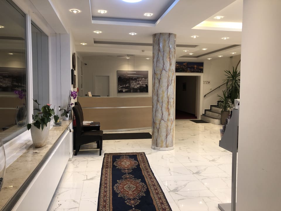 Lobby Hotel Royal