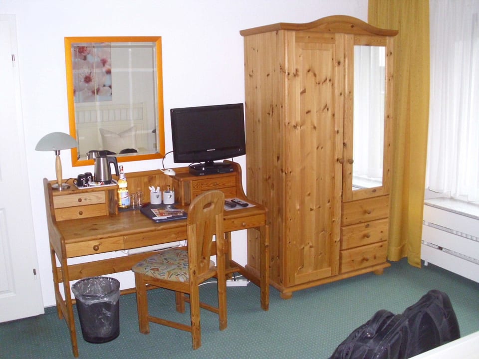 Schreibtisch Aalto Hotel Garni