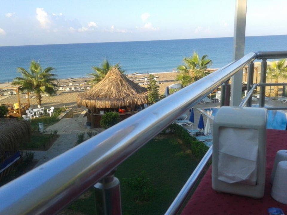 Terrasse/Speiseraum Adora Calma Beach Hotel