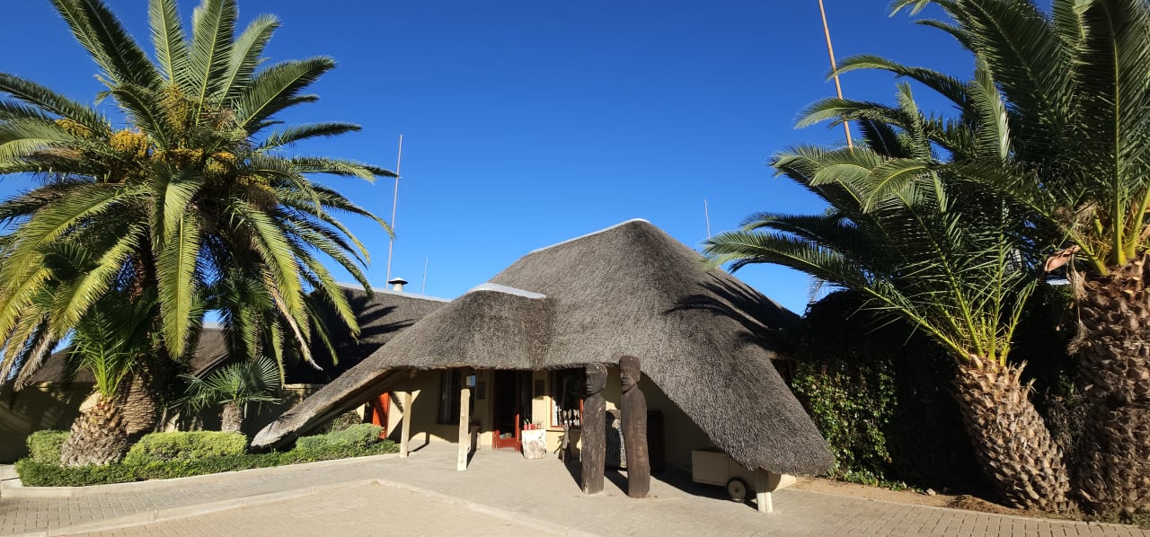 Außenansicht Hotel Frans Indongo Lodge