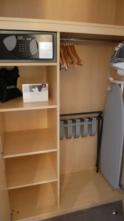 Zimmer Hilton Düsseldorf