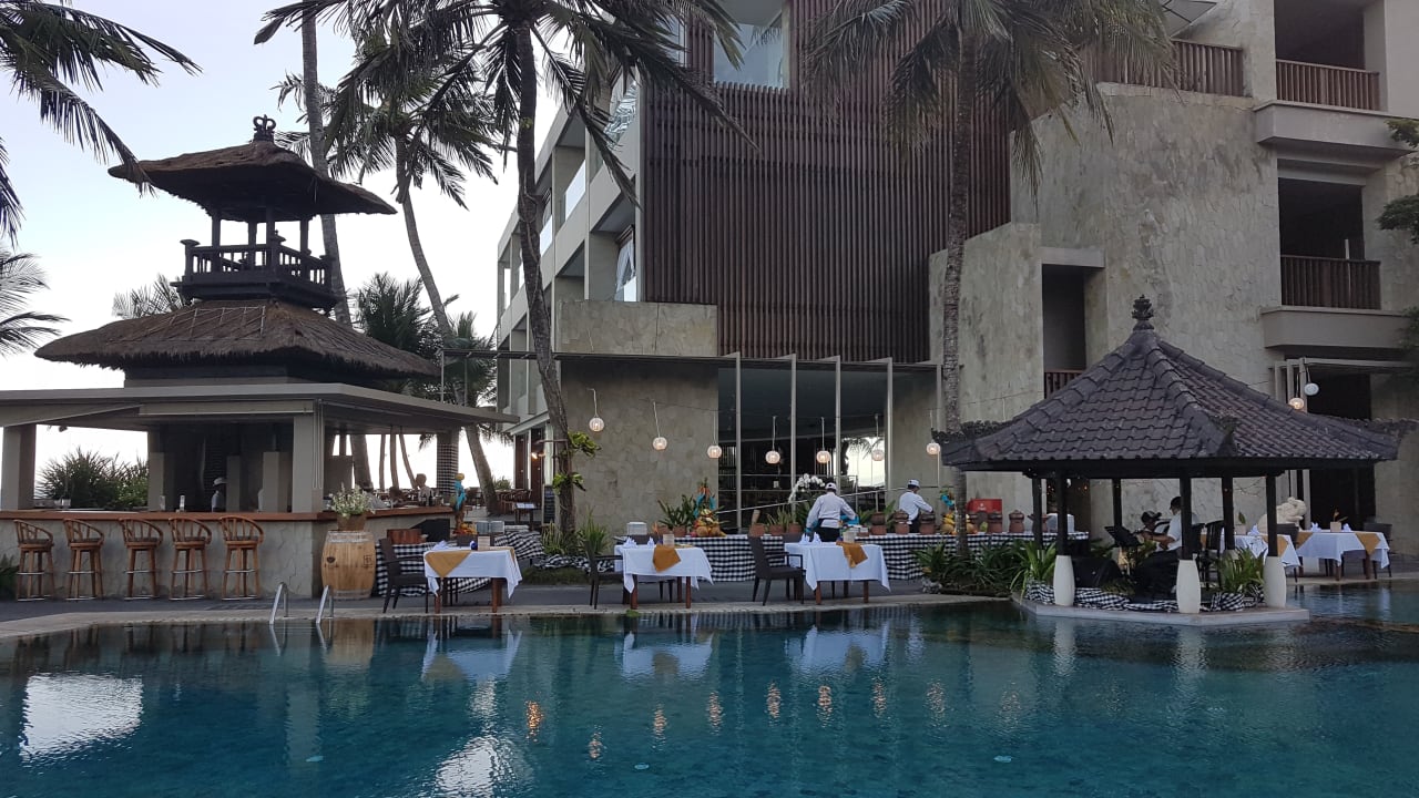 Gastro Candi Beach Resort and Spa