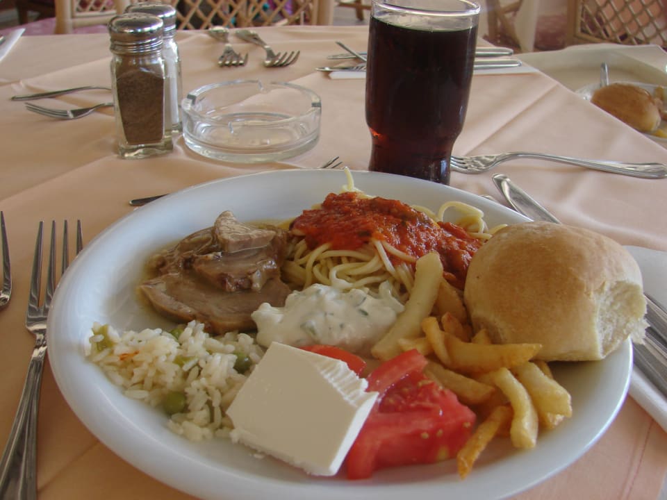 Die Brötchen waren immer am besten HARPIN Georgioupolis Resort Aquapark & SPA