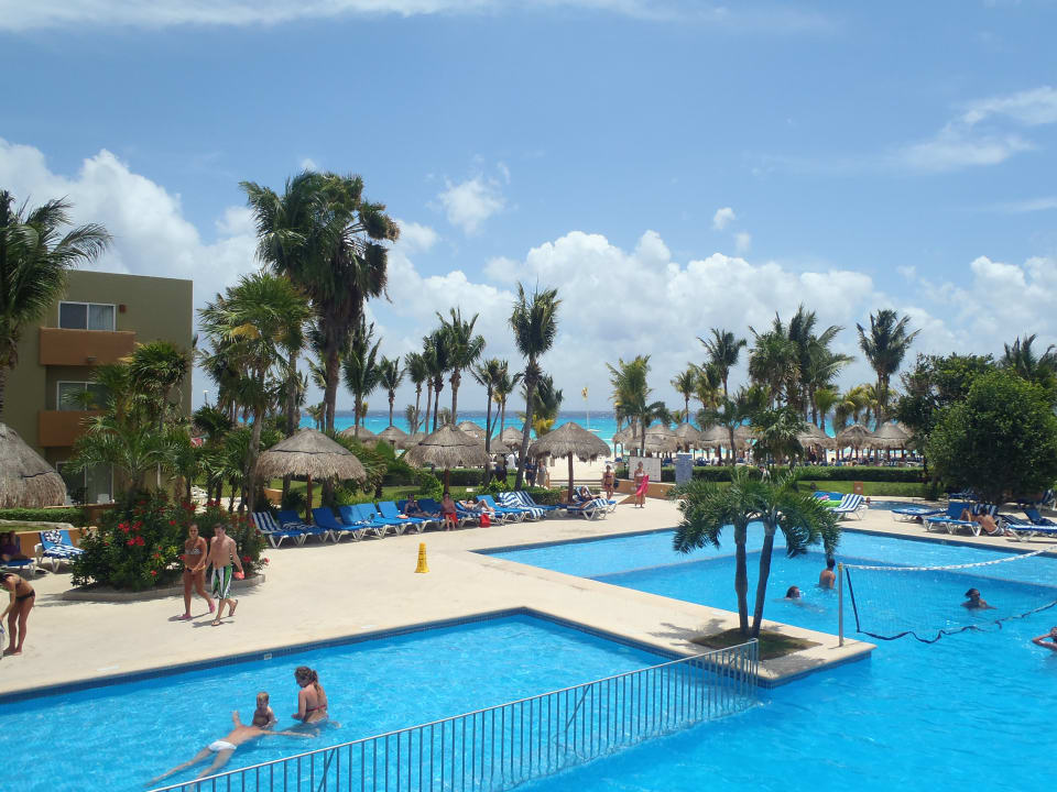 Pool Viva Azteca by Wyndham - All Inclusive Resort