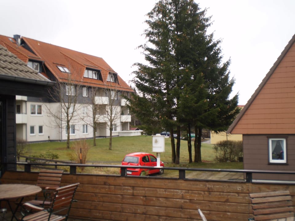 Nach links Hotel Skandinavia