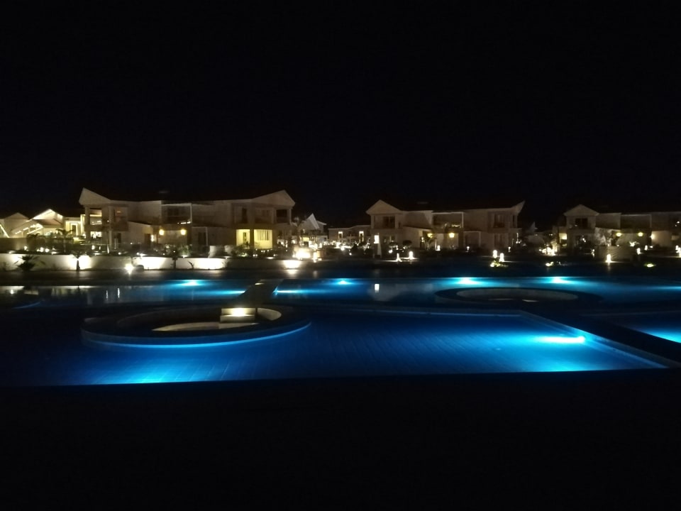 Außenansicht Pickalbatros Sea World Resort - Marsa Alam