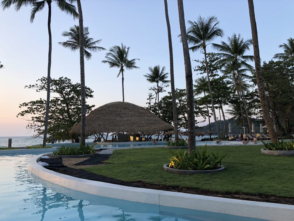 Pool Eden Beach Resort & Spa, A Lopesan Collection Hotel