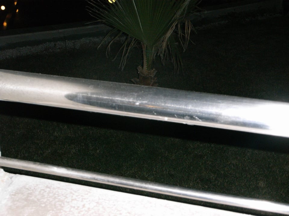 Balkon verschmutzt VONRESORT Golden Coast