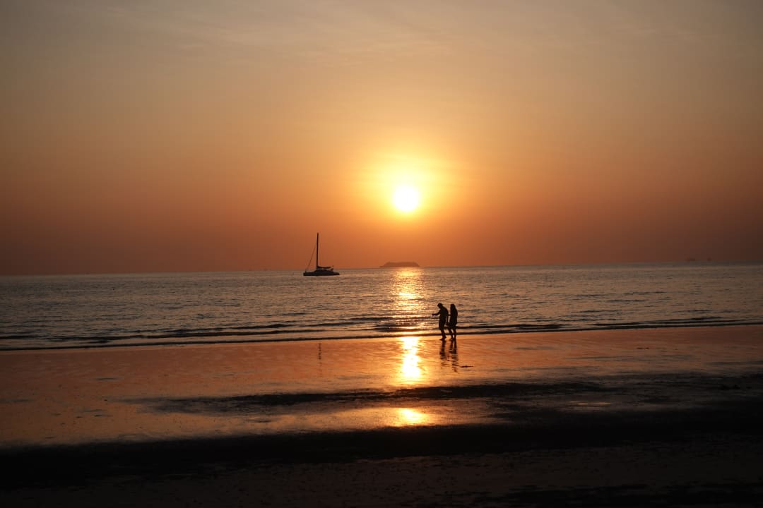 Strand Twin Lotus Resort and Spa (Adult Only / November to April)