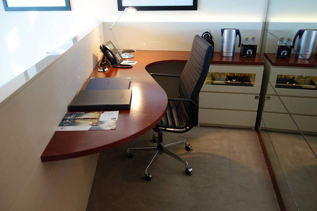 Zimmer im 12. Stock Hotel Jumeirah Emirates Towers