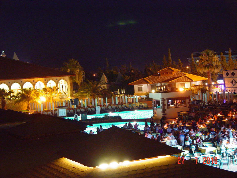 Am Abend vom Panoramarestaurant Ali Bey Club