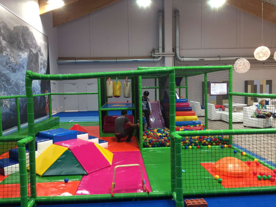 Indoor Spielplatz Klettergerüst (klein) Aldiana Club Ampflwang