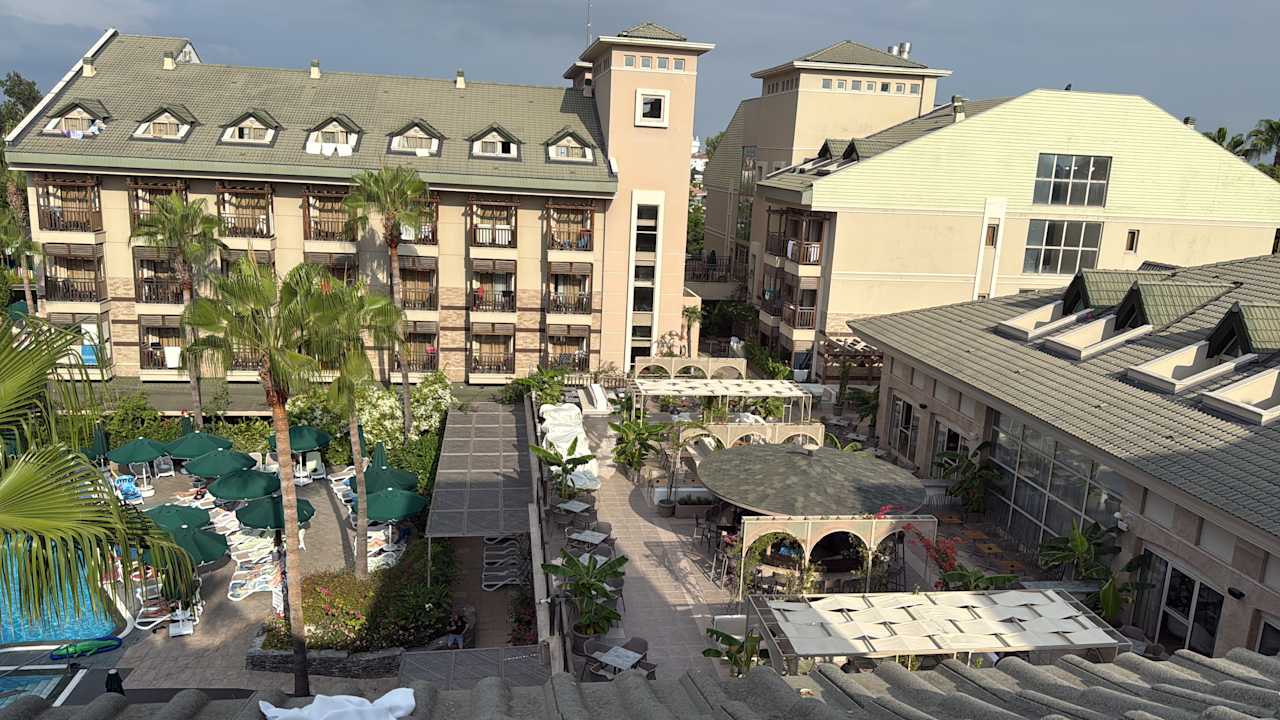 Gastro Can Garden Resort