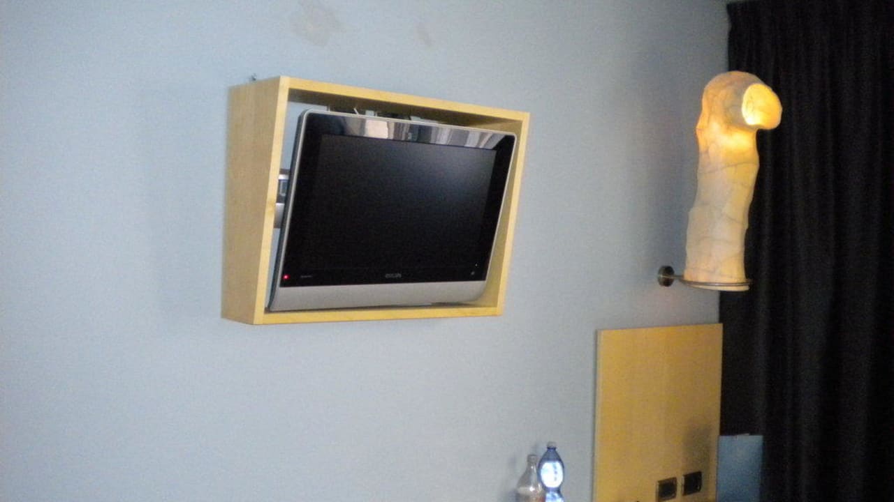 TFT Bildschirm Hotel Abitart