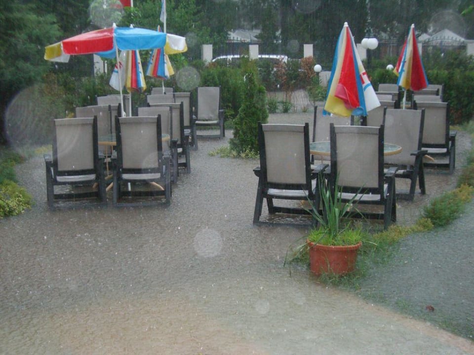 Hochwasser-Terrasse DAS Club Hotel Sunny Beach