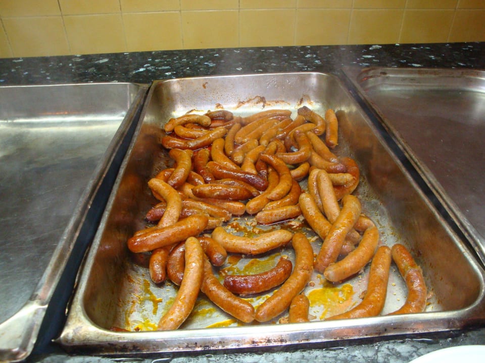 Täglich gab es scharfe Würstchen zum Frühstück Dunes D'or Ocean Club