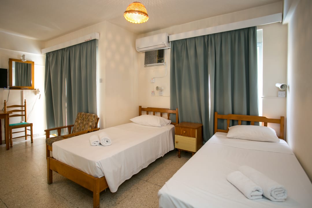 Zimmer Barbara Tourist Apartments