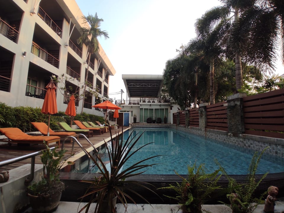 Pool Hotel Baan Suwantawe
