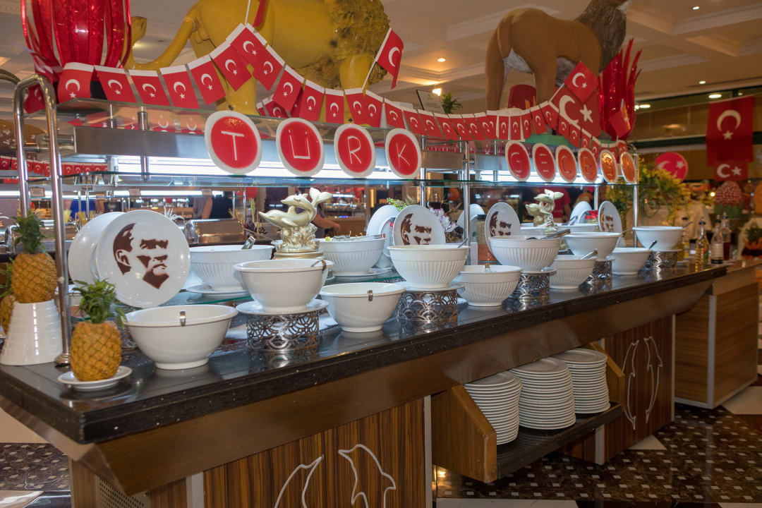 Gastro Delphin Deluxe Resort