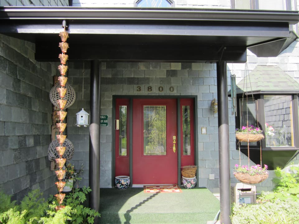 Außen Hotel Alaska House of Jade A&B