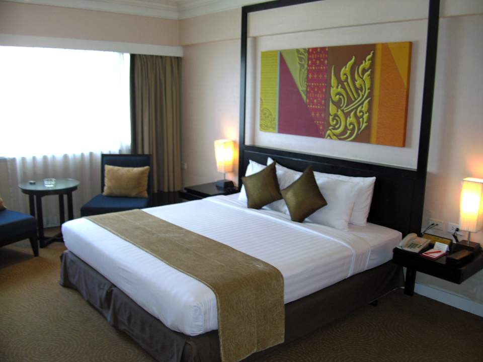 Zimmer 1037 Ramada Plaza by Wyndham Bangkok Menam Riverside
