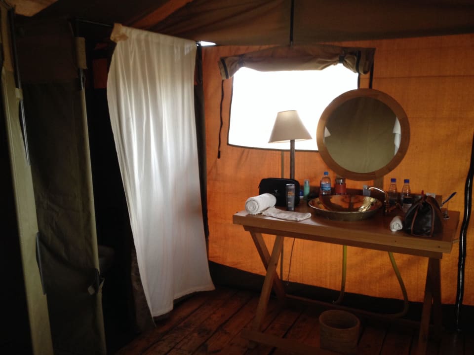 Bathroom Lemala Ewanjan Serengeti Camp