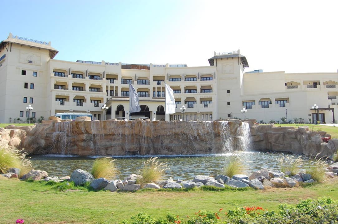 Steigenberger al Dau Beach Steigenberger ALDAU Beach Hotel