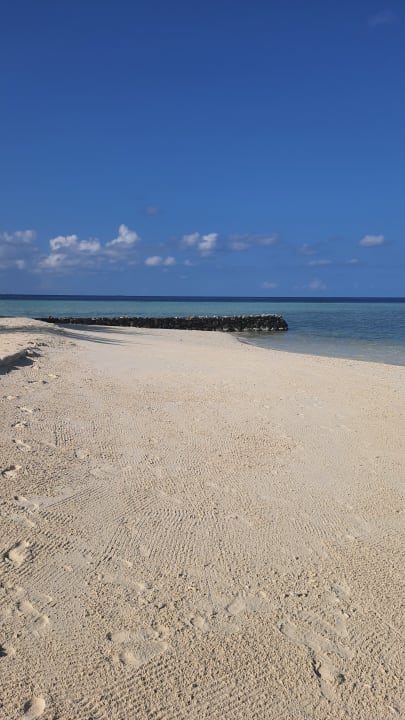 Strand Embudu Village