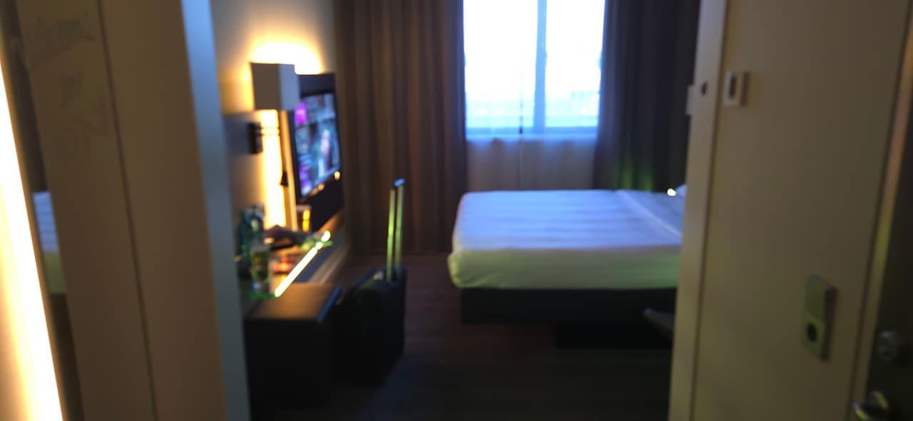 Zimmer MOXY Ludwigshafen