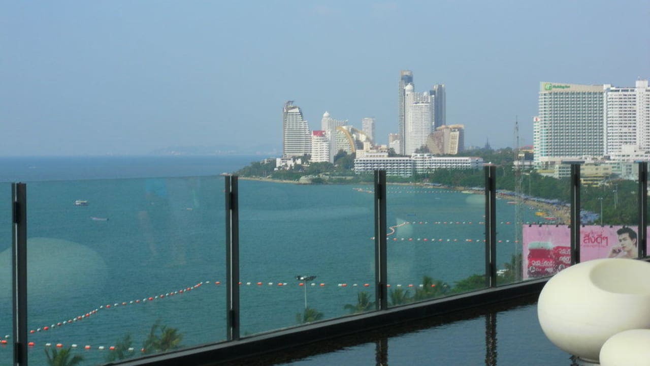 Ausblick von der Lounge Hilton Pattaya